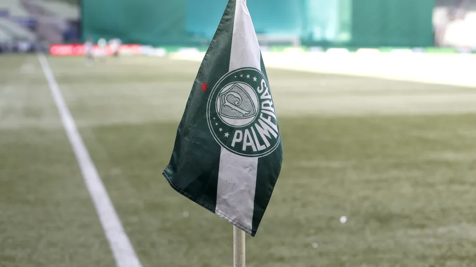 Palmeiras estima receita de R$ 1,7 bilhão e se aproxima do Flamengo